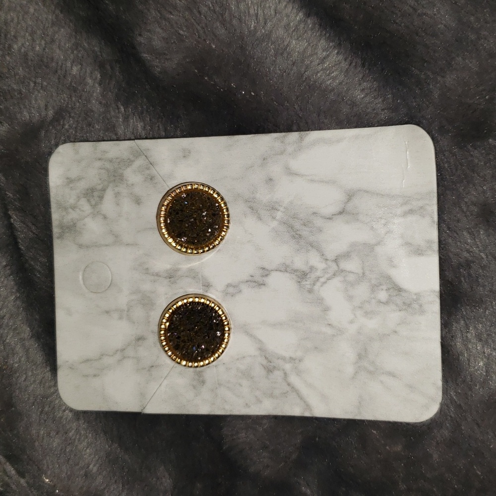 Black druzy gold earring